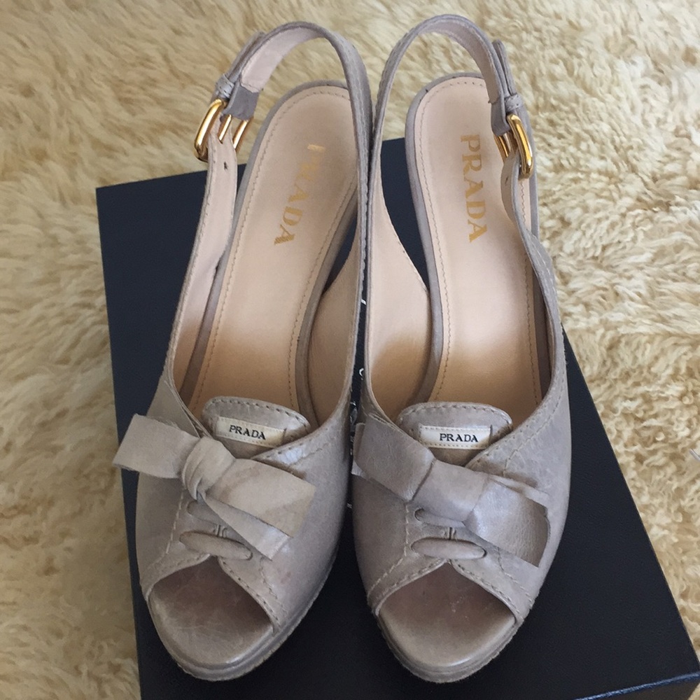 Prada platform heels-add some height:-) - Picture 2 of 10